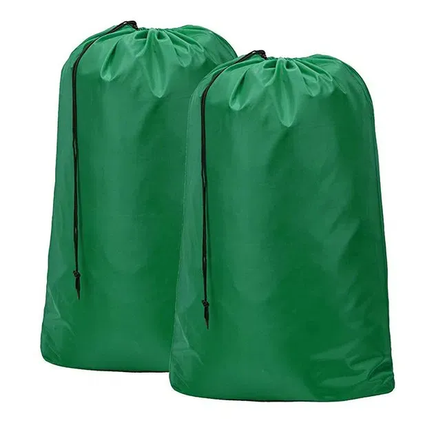 2 पैक नायलॉन लॉन्ड्री बैग